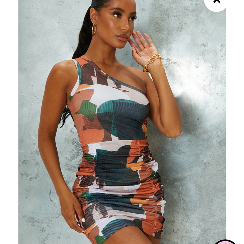 One Shoulder Ruched Dress - Picture 3 of 4